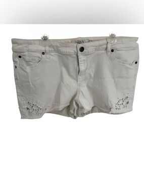 Torrid Micro Mini Denim Shorts Size 20 White Lace Trim 5-pocket Jeans